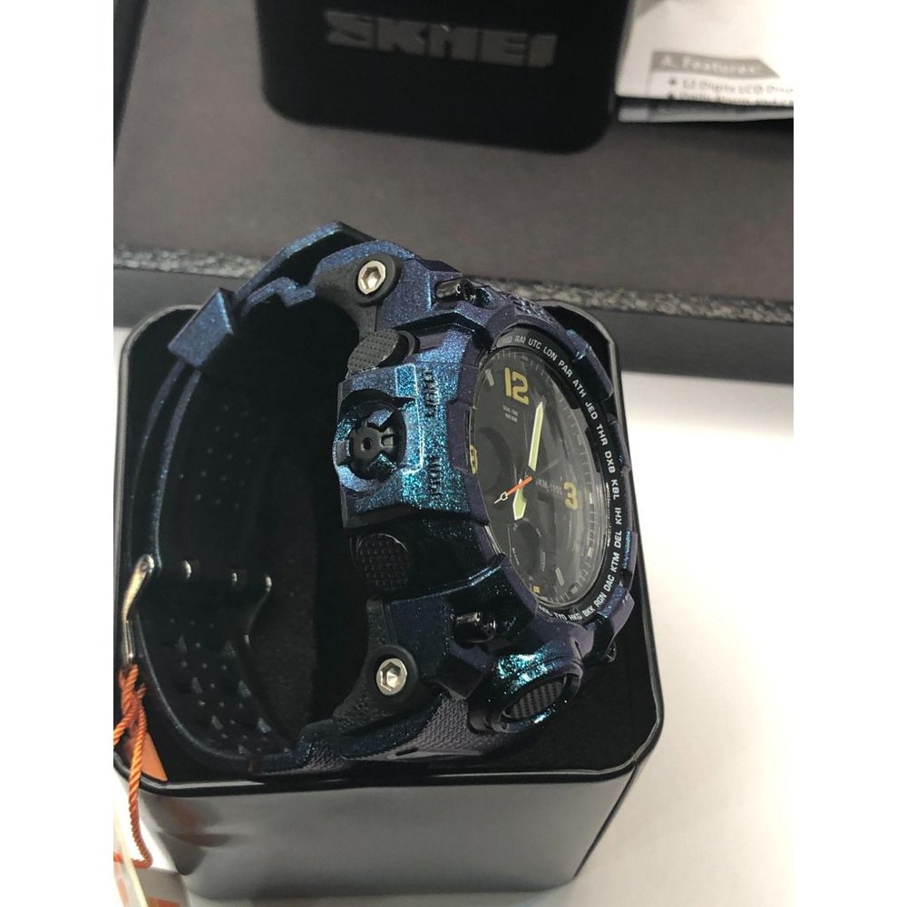 TWO New Watch PLUS Free Pair SUNGLASSES - Picture 10 of 14